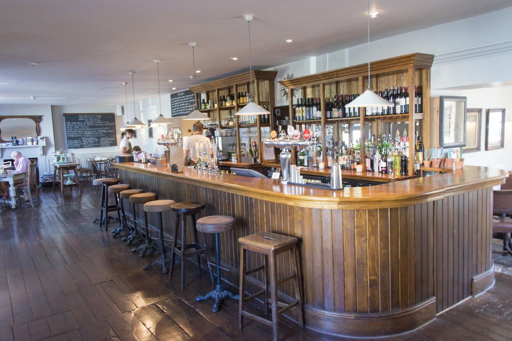 Hotel The Swan Wedmore Exterior foto